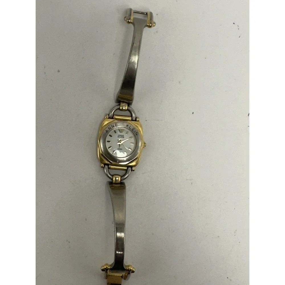 Anne Klein it has